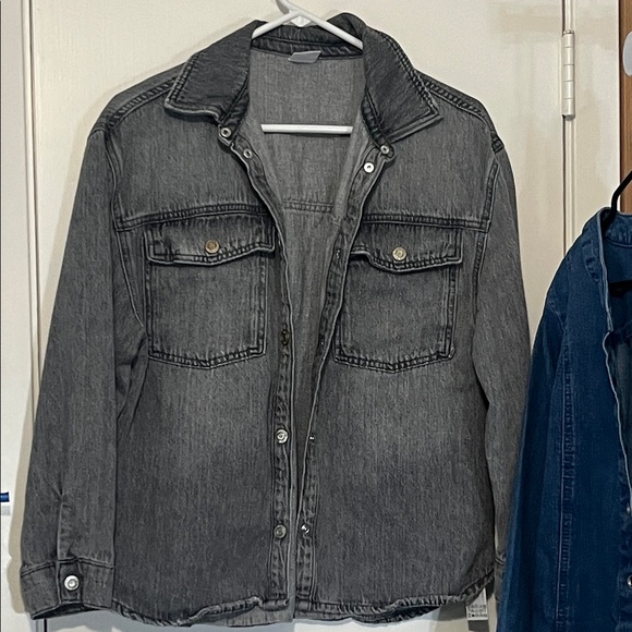 Zara Jackets & Blazers - Zara Gray Jean Jacket